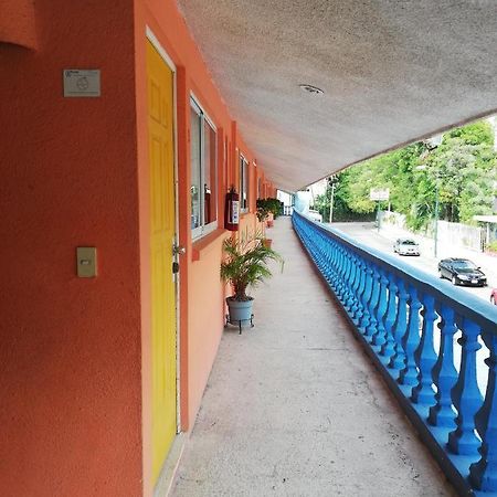 Hotel Canaima Suites 阿卡普尔科 外观 照片
